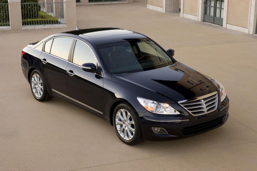  Hyundai Genesis Sedan 2009 года  (фото 20 из 47)